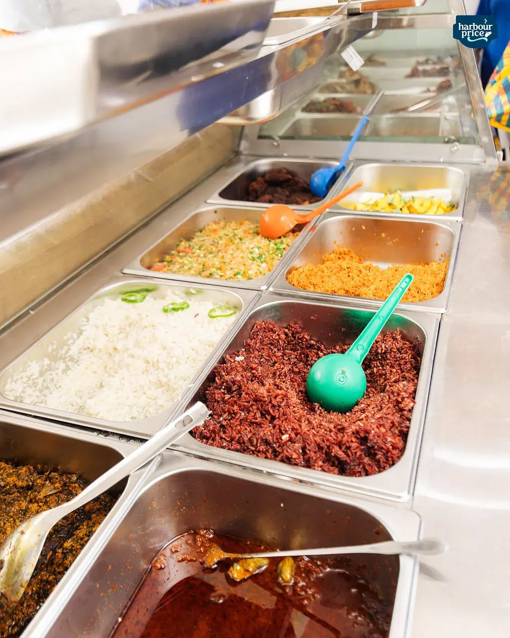 Waakye plate